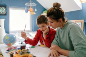 การศึกษาโฮมสคูล – ข้อดีและข้อเสีย